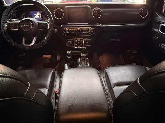 JEEP-WRANGLER-2.0 TURBO GASOLINA UNLIMITED SAHARA 4P 4X4 AT8 JEEP-WRANGLER-2019