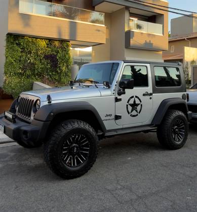 JEEP WRANGLER 3.8 SPORT 4X4 TETO RIGIDO V6 12V GASOLINA 2P AUTOMÁTICO