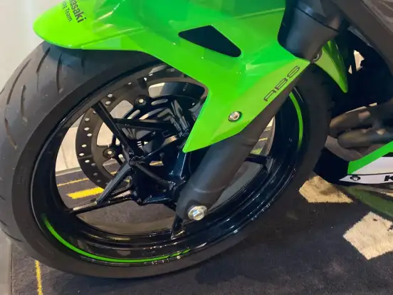 KAWASAKI-NINJA 500 SE KAWASAKI-NINJA 500 SE-2025