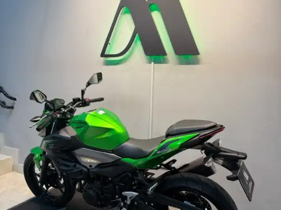 KAWASAKI-Z500 KAWASAKI-Z500-2025