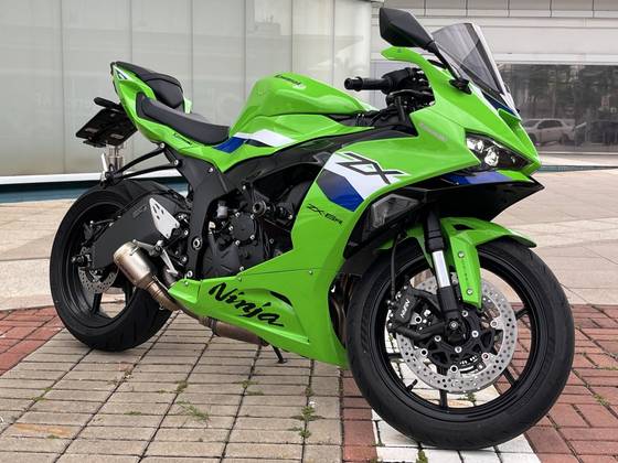 KAWASAKI NINJA ZX-6R 