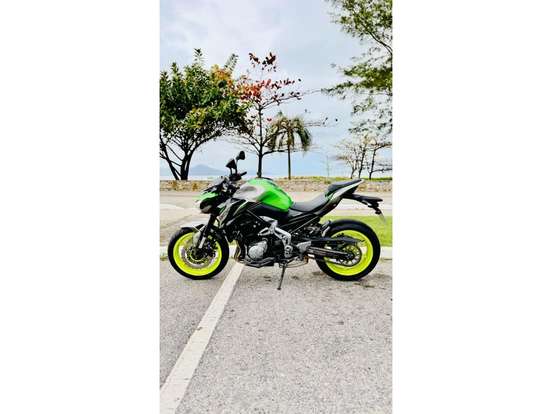 KAWASAKI-Z900-2020