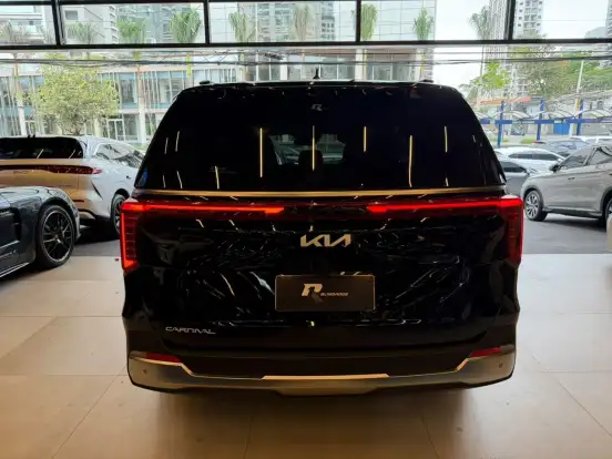 KIA-CARNIVAL-3.5 V6 GASOLINA EX AUTOMATICO KIA-CARNIVAL-2024