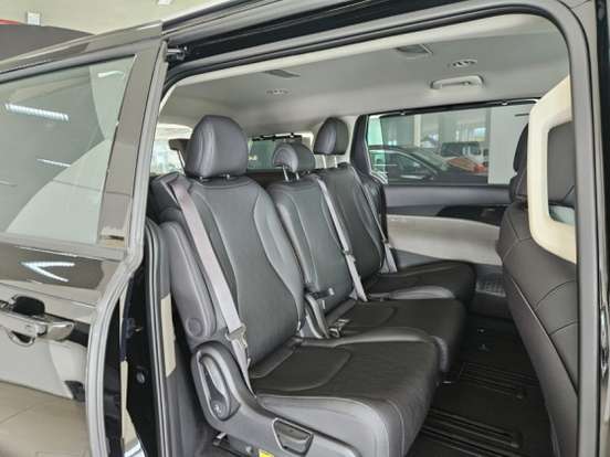 KIA-CARNIVAL-3.5 V6 GASOLINA EX AUTOMATICO KIA-CARNIVAL-2024