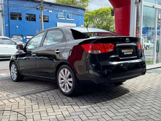 KIA-CERATO-1.6 SX 16V FLEX 4P AUTOMÁTICO KIA-CERATO-2010