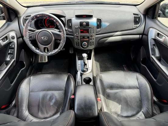 KIA-CERATO-1.6 SX 16V FLEX 4P AUTOMÁTICO KIA-CERATO-2010