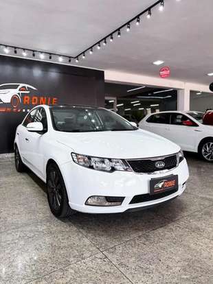 KIA-CERATO-2012