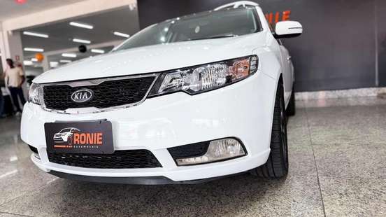 KIA-CERATO-2012
