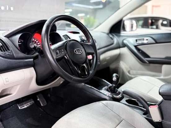 KIA-CERATO-1.6 SX3 16V GASOLINA 4P AUTOMÁTICO KIA-CERATO-2012
