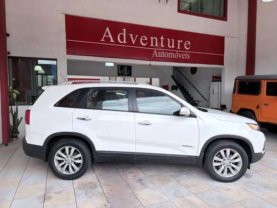 KIA-SORENTO-2012