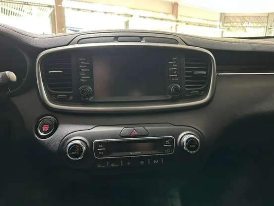 KIA-SORENTO-2018