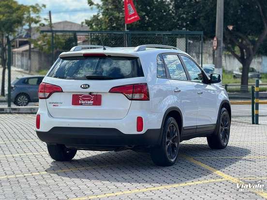 KIA-SORENTO-2014