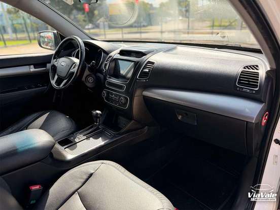 KIA-SORENTO-2014