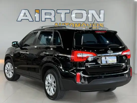 KIA-SORENTO-3.5 V6 GASOLINA EX 7L 4WD AUTOMÁTICO KIA-SORENTO-2013