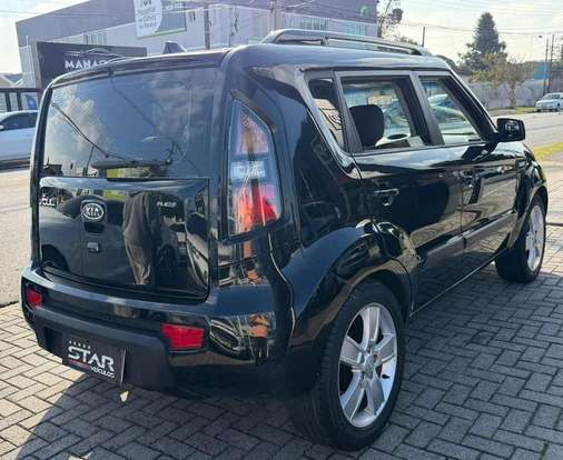 KIA-SOUL-2010