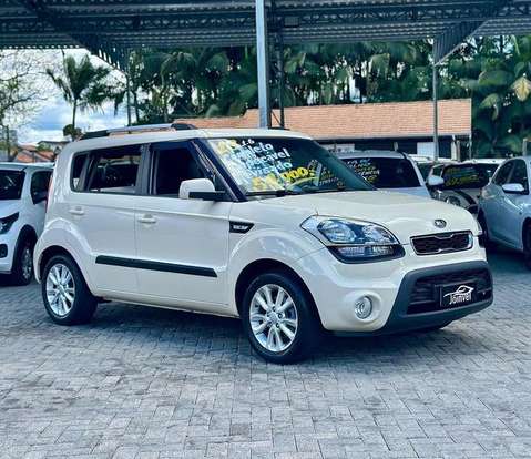 KIA-SOUL-2012