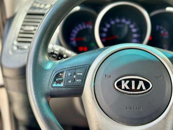 KIA-SOUL-2012