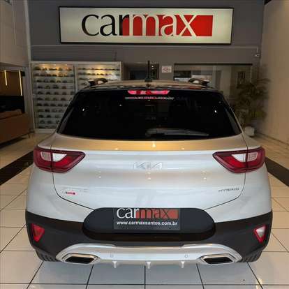 KIA-STONIC-2023