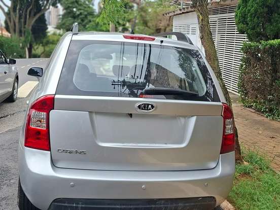 KIA-CARENS-2.0 EX 16V GASOLINA 4P AUTOMÁTICO KIA-CARENS-2008