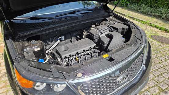 KIA-SORENTO-2011