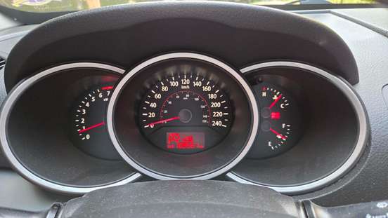KIA-SORENTO-2011