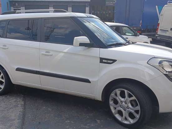 KIA-SOUL-1.6 EX 16V FLEX 4P AUTOMÁTICO KIA-SOUL-2013