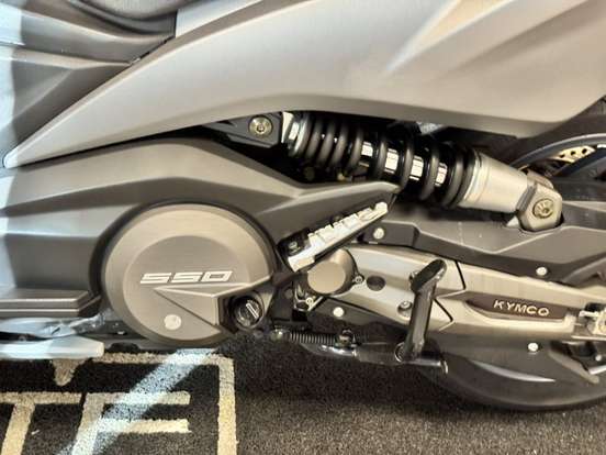 KYMCO-AK 550i-2023
