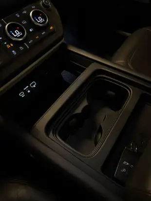 LAND ROVER-DEFENDER-2021
