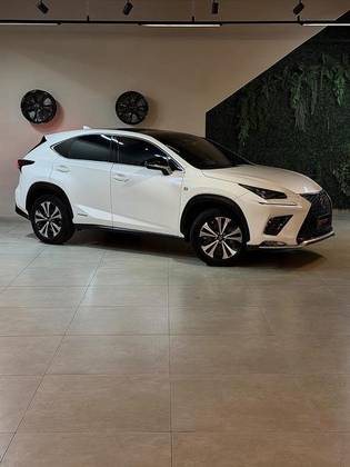 LEXUS NX 300h 2.5 16V VVT-I HYBRID F-SPORT CVT AWD