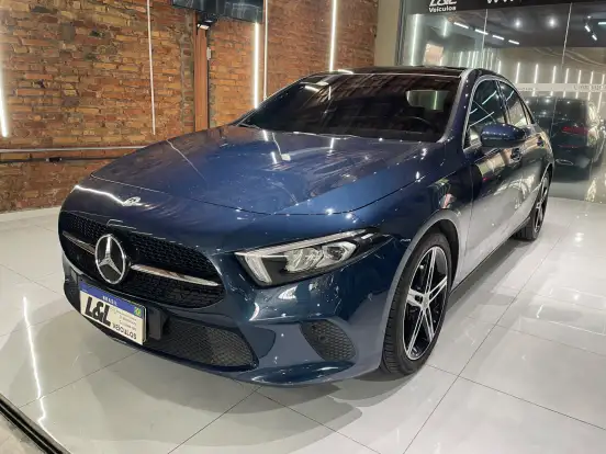 MERCEDES-BENZ-A 200-2021