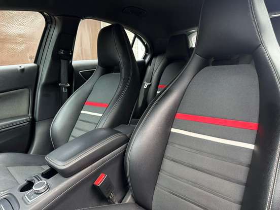 MERCEDES-BENZ-A 200-2015