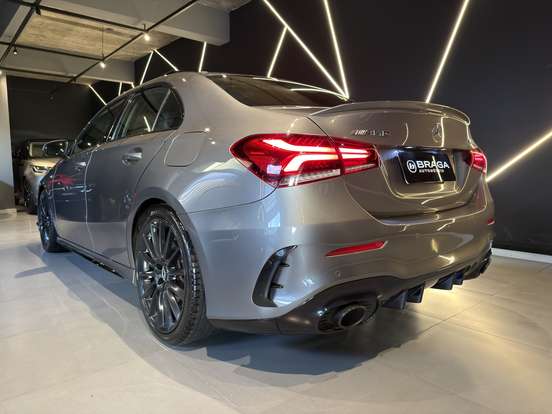 MERCEDES-BENZ-A 35 AMG-2020