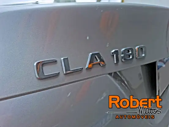 MERCEDES-BENZ-CLA 180-2017