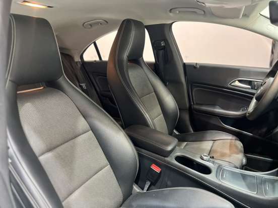 MERCEDES-BENZ-CLA 180-1.6 CGI GASOLINA 7G-DCT MERCEDES-BENZ-CLA 180-2018