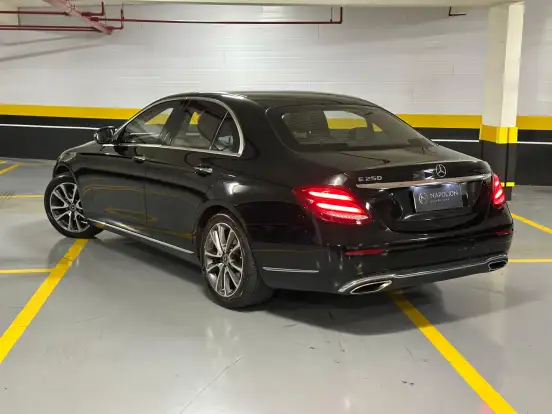MERCEDES-BENZ-E 250-2.0 CGI GASOLINA EXCLUSIVE 9G-TRONIC MERCEDES-BENZ-E 250-2017