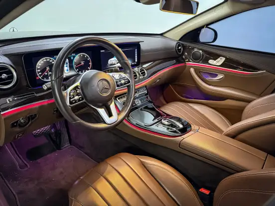 MERCEDES-BENZ-E 300-2020