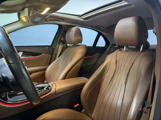 MERCEDES-BENZ-E 300-2020