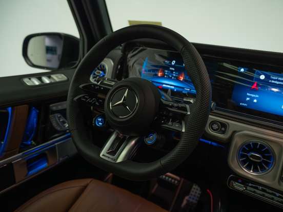 MERCEDES-BENZ-G 63 AMG-2026