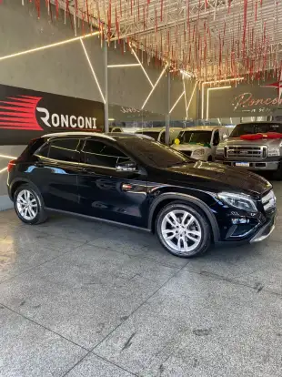 MERCEDES-BENZ-GLA 200-2014