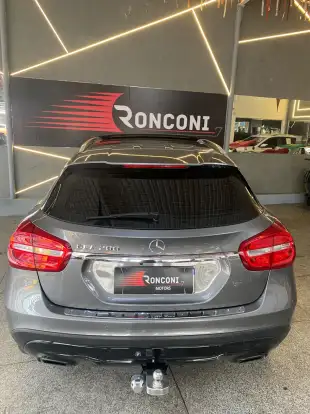 MERCEDES-BENZ-GLA 200-2016