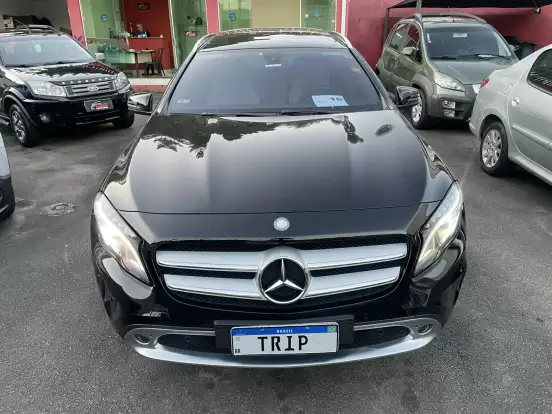 MERCEDES-BENZ-GLA 200-1.6 CGI ENDURO 16V TURBO FLEX 4P AUTOMÁTICO MERCEDES-BENZ-GLA 200-2015