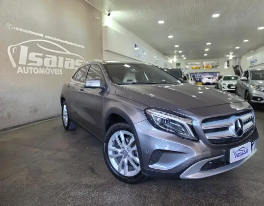 MERCEDES-BENZ GLA 200 1.6 CGI STYLE 16V TURBO FLEX 4P AUTOMÁTICO