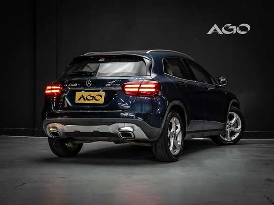 MERCEDES-BENZ-GLA 200-1.6 CGI FLEX ADVANCE 7G-DCT MERCEDES-BENZ-GLA 200-2020