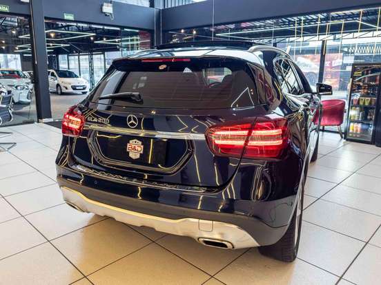MERCEDES-BENZ-GLA 200-1.6 CGI FLEX ENDURO 7G-DCT MERCEDES-BENZ-GLA 200-2018