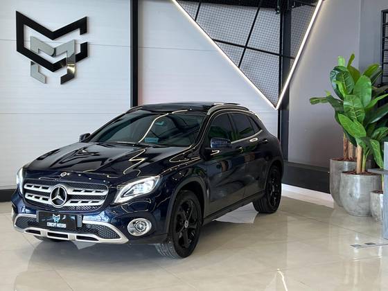 MERCEDES-BENZ GLA 200 1.6 CGI FLEX ENDURO 7G-DCT