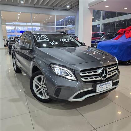 MERCEDES-BENZ GLA 200 1.6 CGI FLEX STYLE 7G-DCT