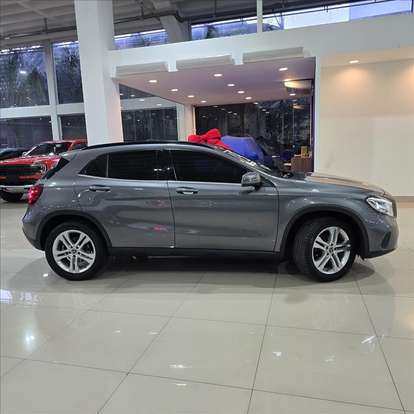 MERCEDES-BENZ-GLA 200-1.6 CGI FLEX STYLE 7G-DCT MERCEDES-BENZ-GLA 200-2019