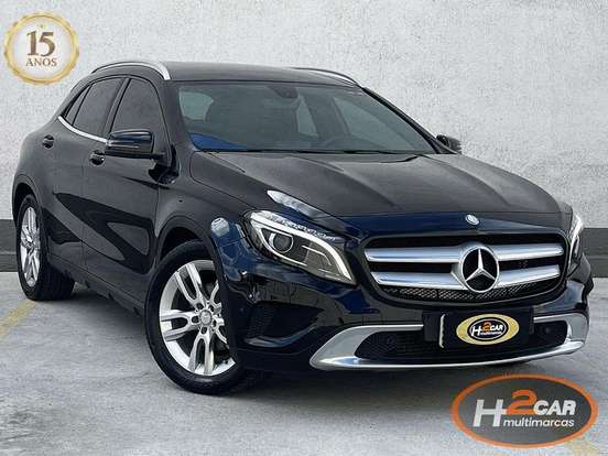 MERCEDES-BENZ-GLA 200-2014