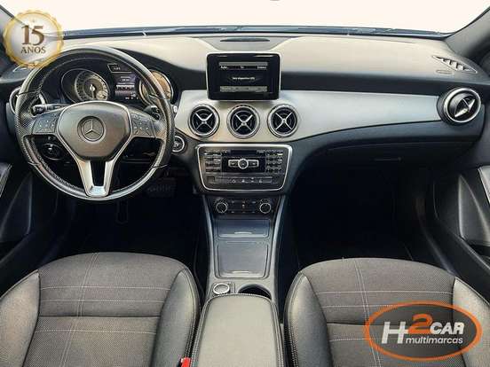 MERCEDES-BENZ-GLA 200-2014