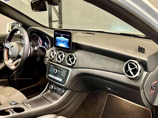 MERCEDES-BENZ-GLA 250-2.0 CGI GASOLINA SPORT 7G-DCT MERCEDES-BENZ-GLA 250-2019